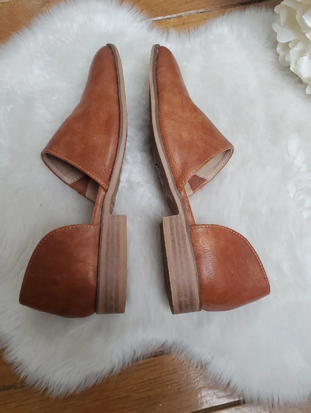 Catherine Malandrino Alaney Tan Cognac Pointed D'Orsay Flats